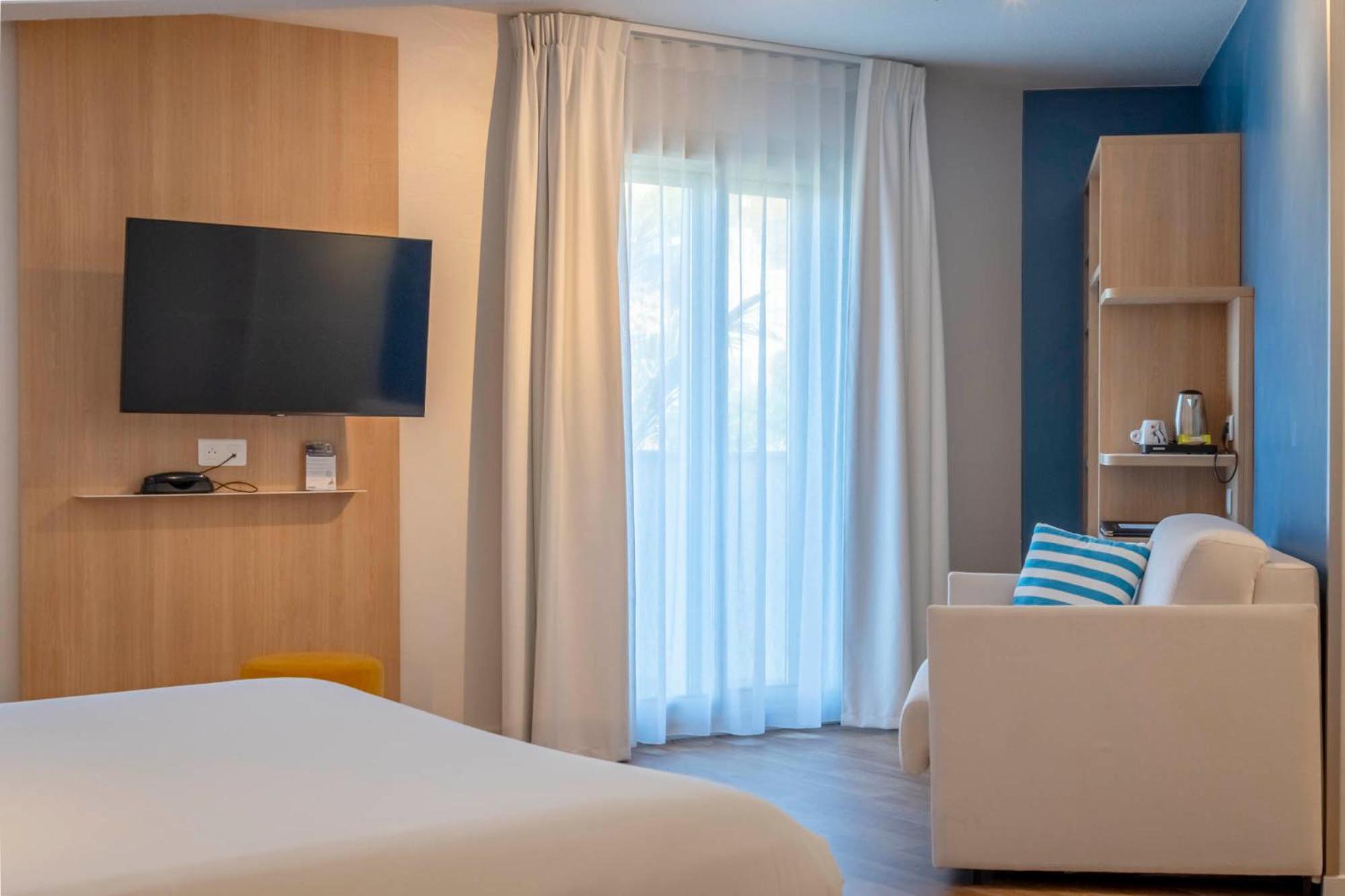 Ibis Styles Biarritz Plage Buitenkant foto