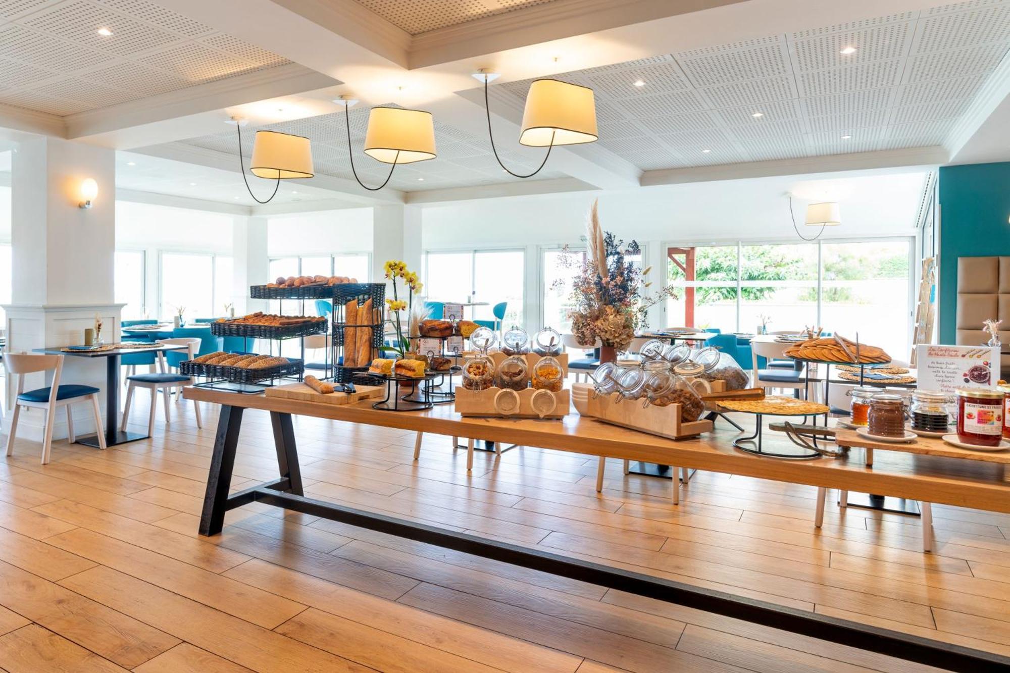 Ibis Styles Biarritz Plage Buitenkant foto