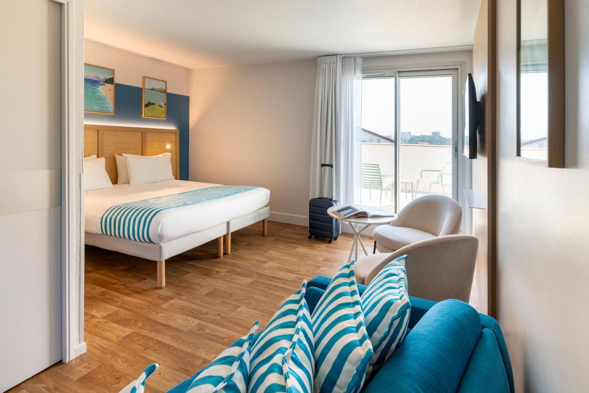 Ibis Styles Biarritz Plage Buitenkant foto