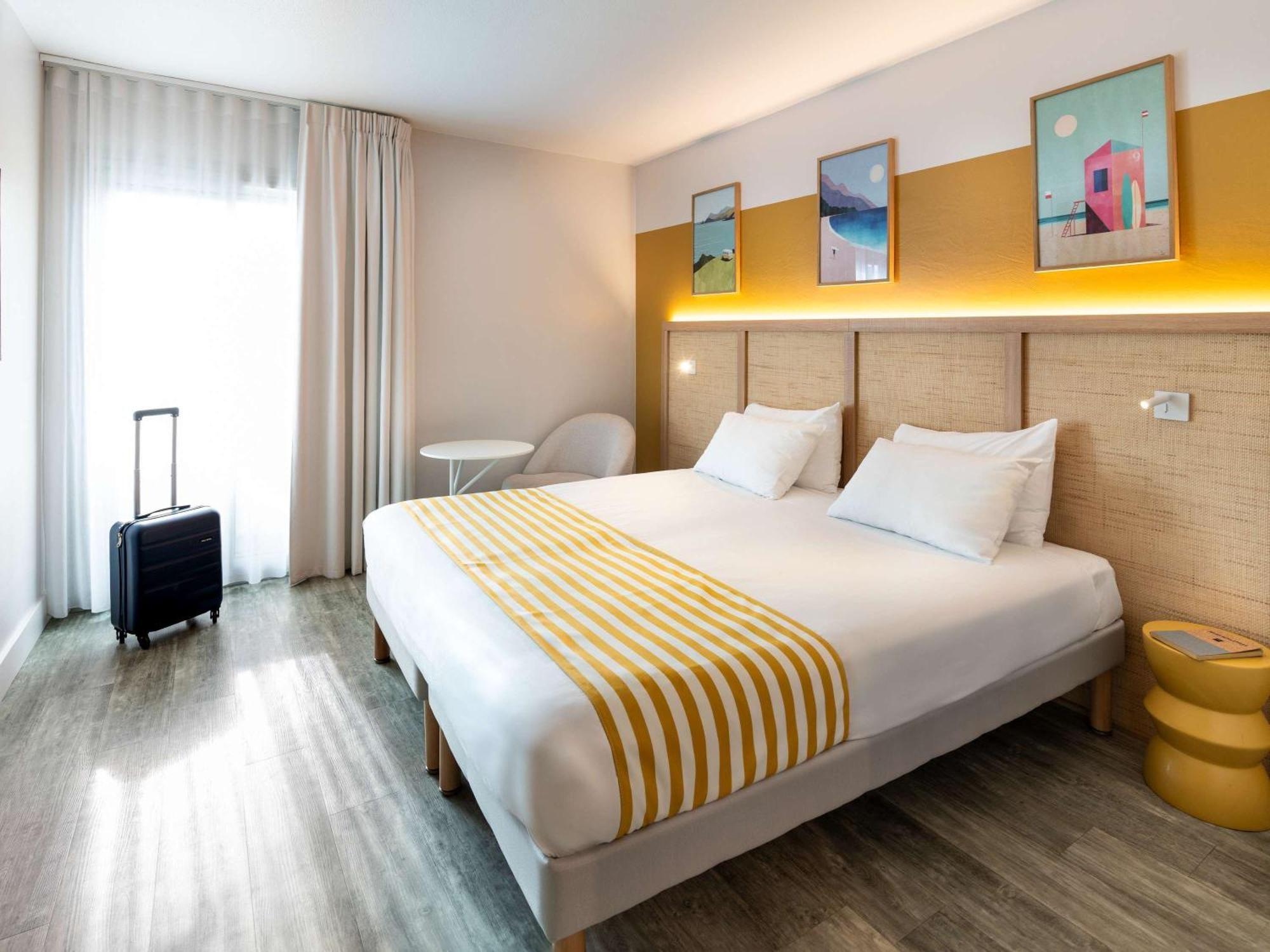 Ibis Styles Biarritz Plage Buitenkant foto